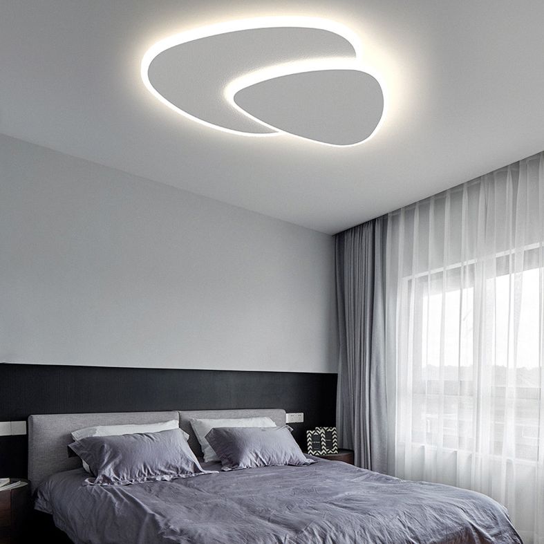 Geometric Metal/Acrylic Flush Mount Ceiling Light White