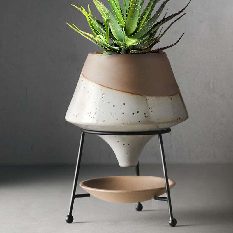 Dipped Clay Teardrop Pot & Saucer Stand