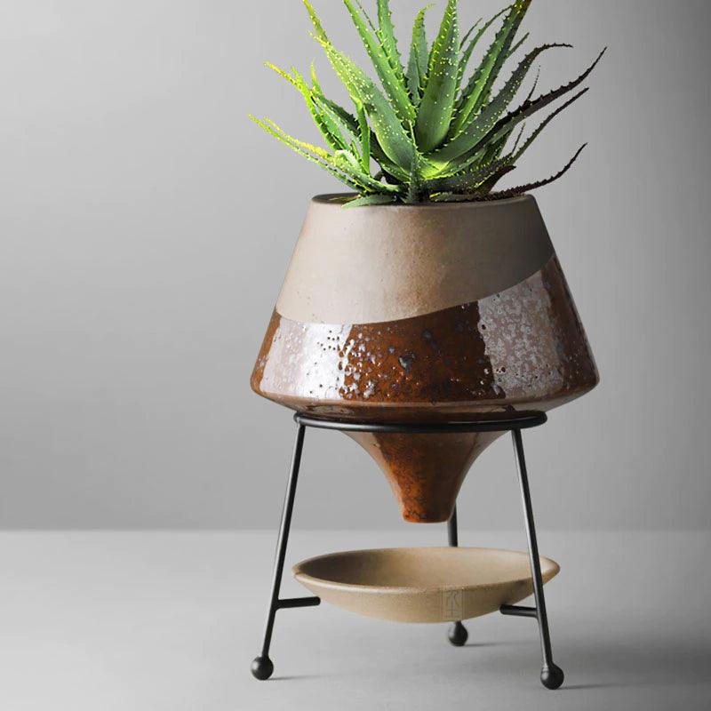 Dipped Clay Teardrop Pot & Saucer Stand