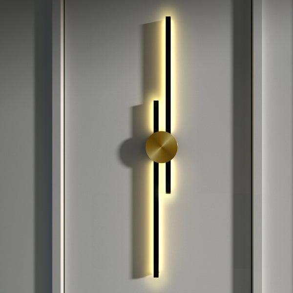 Linear Minimalist Light Sconce