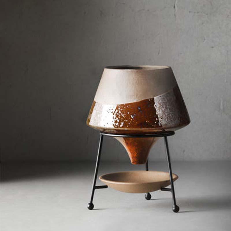 Teardrop Pot with Saucer Stand & Dipped Clay Design