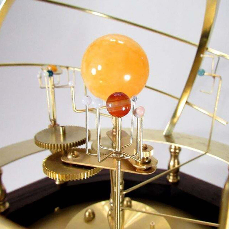Großes Orrery-Modell des Sonnensystems