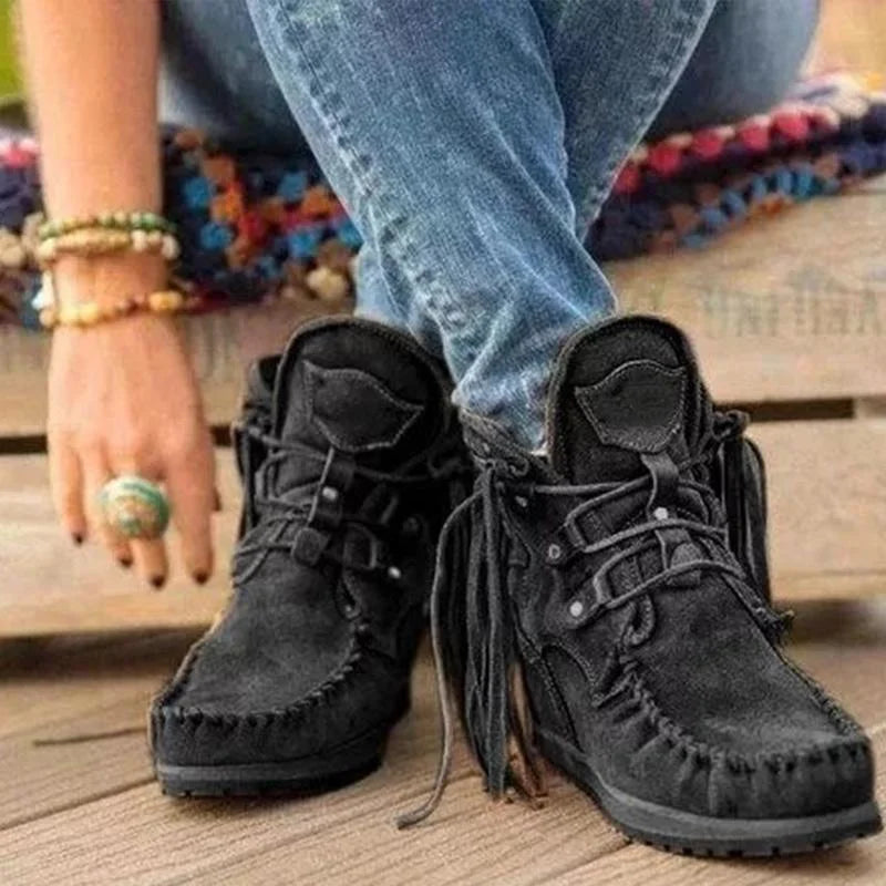 Retro-Winterstiefel aus Leder mit Fransen
